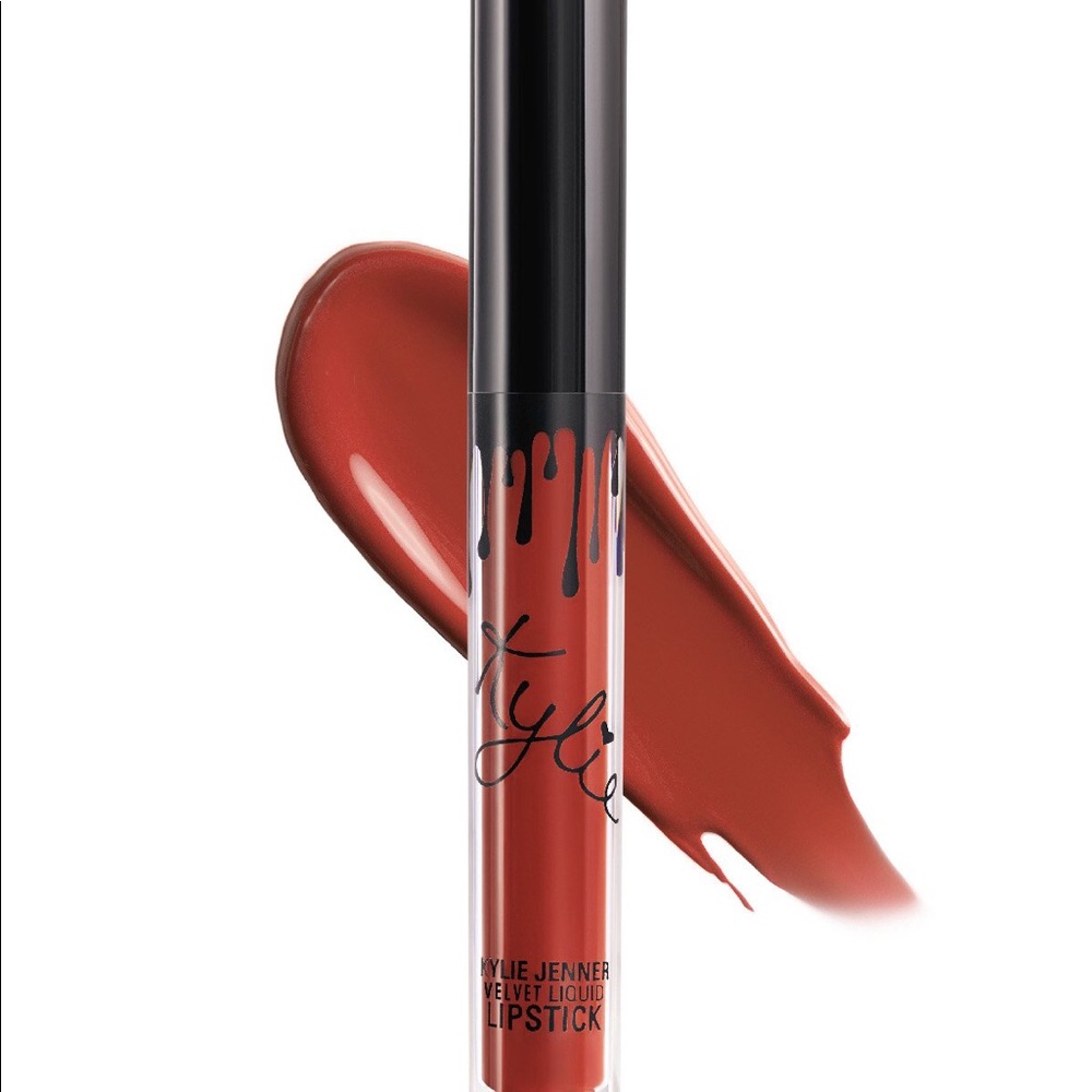 KYLIE JENNER VELVET LIPSTICK